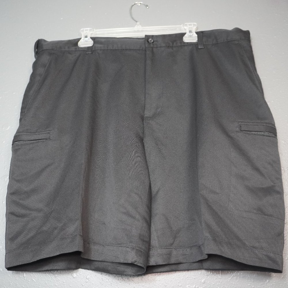 Izod Golf Mens Black Pocketed Cargo Button Close 100% Polyester Shorts Size 42
